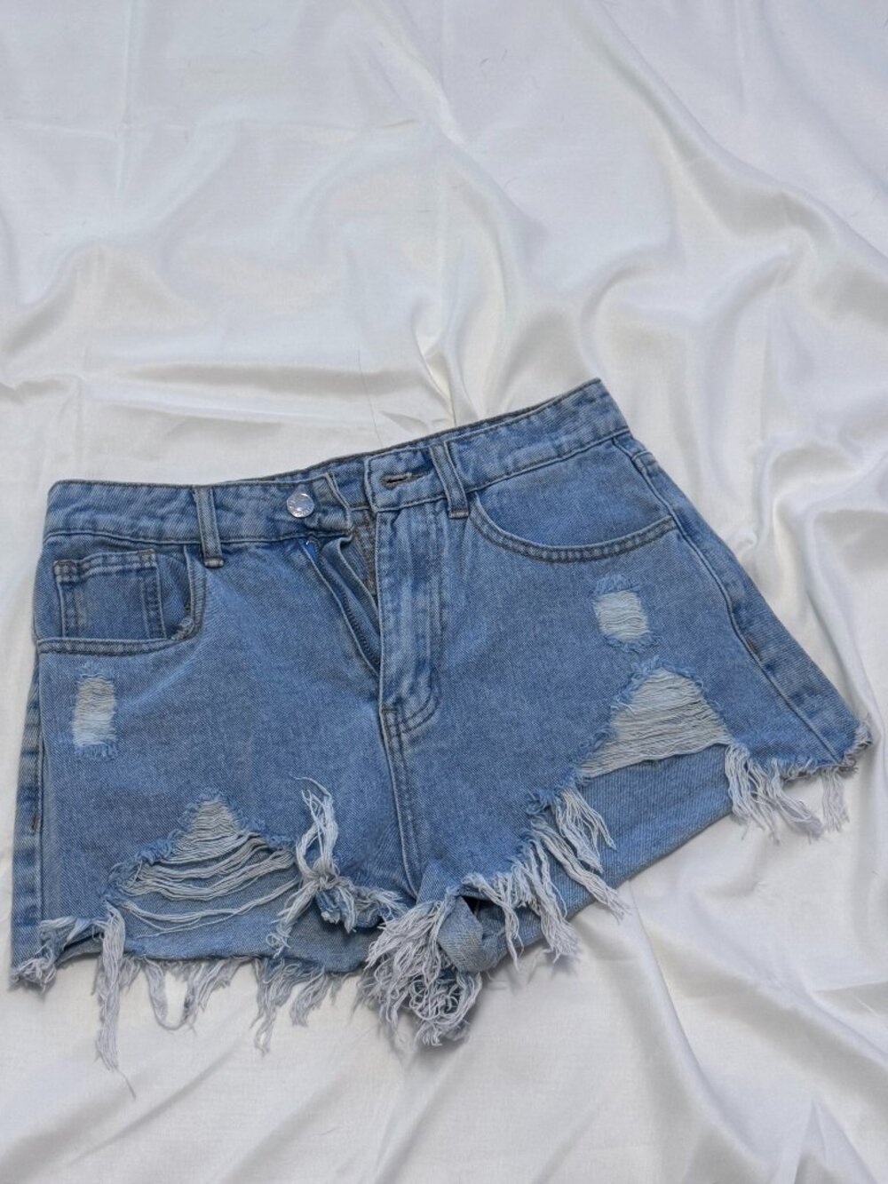 Mom jean type, Highrise, Cut off Jeans Shorts size 2